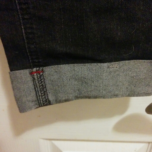Rolled bottom hem Capri jeans - Picture 3 of 5